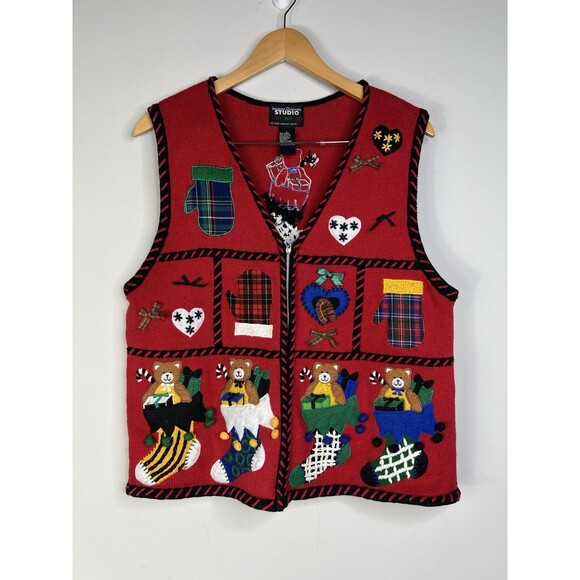 VTG Christmas Sweater Vest Women’s Ugly Christmas Sweater Size L Teddy Bear Red - Picture 1 of 6